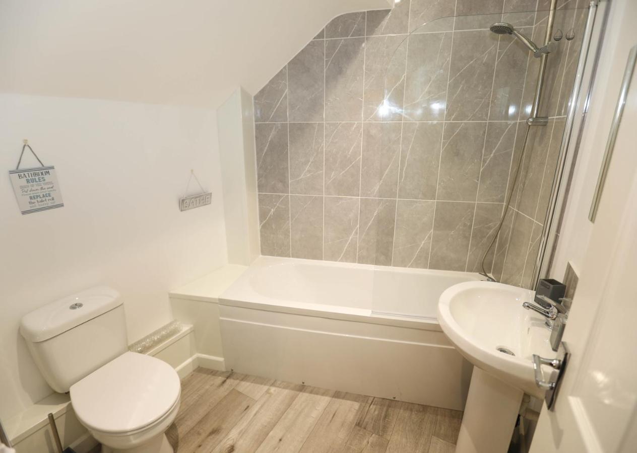 Exmouth - Apartment 2, Strand House - Modern 2 Bedroom Apartment, Perfect Location For Access To Beach & Town Centre - Sleeps 4 Guests - Hosted By Rentmyhouse Eksteriør billede
